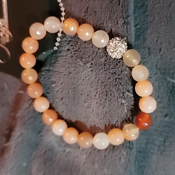 Tanya Creations Bracelet - Picture 2 of 2